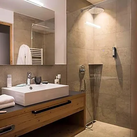 Aparthotel Gamz 4*